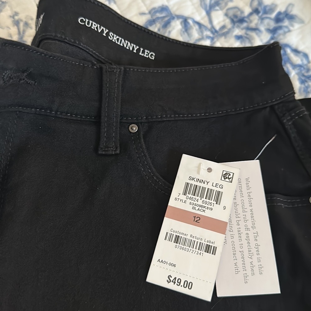 Style & Co Curvy Skinny Leg Black Jeans Size 12 NWT Brand New - Picture 3 of 3